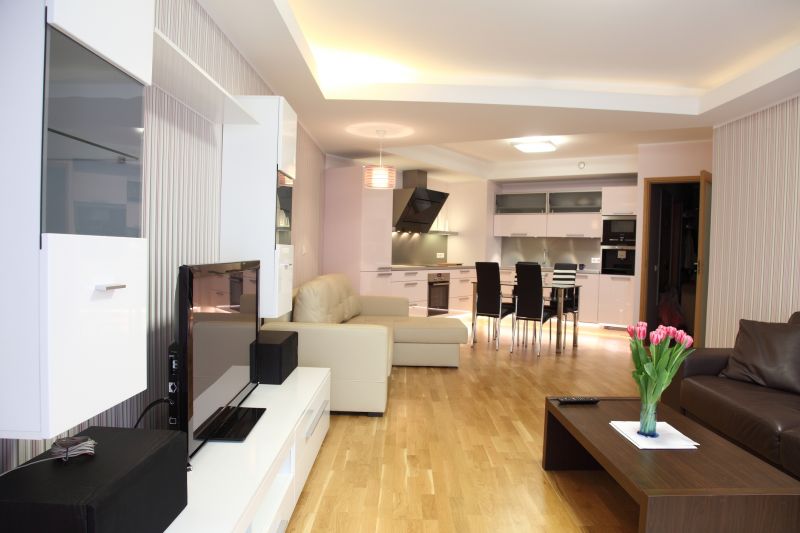 House Lighting Service in Olathe, KS